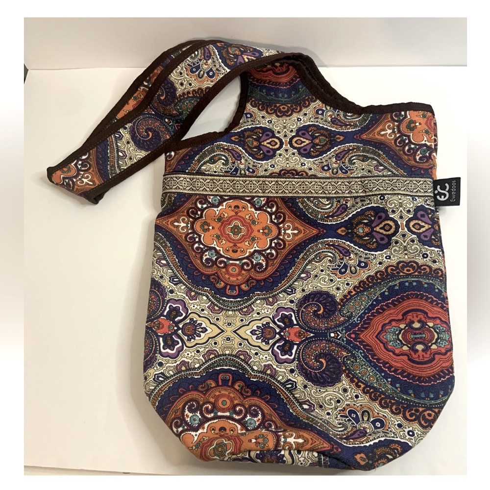 EWEDOOS YOGA MAT LARGE BAG-PICKET Paisley Patterned Shoulder Bag